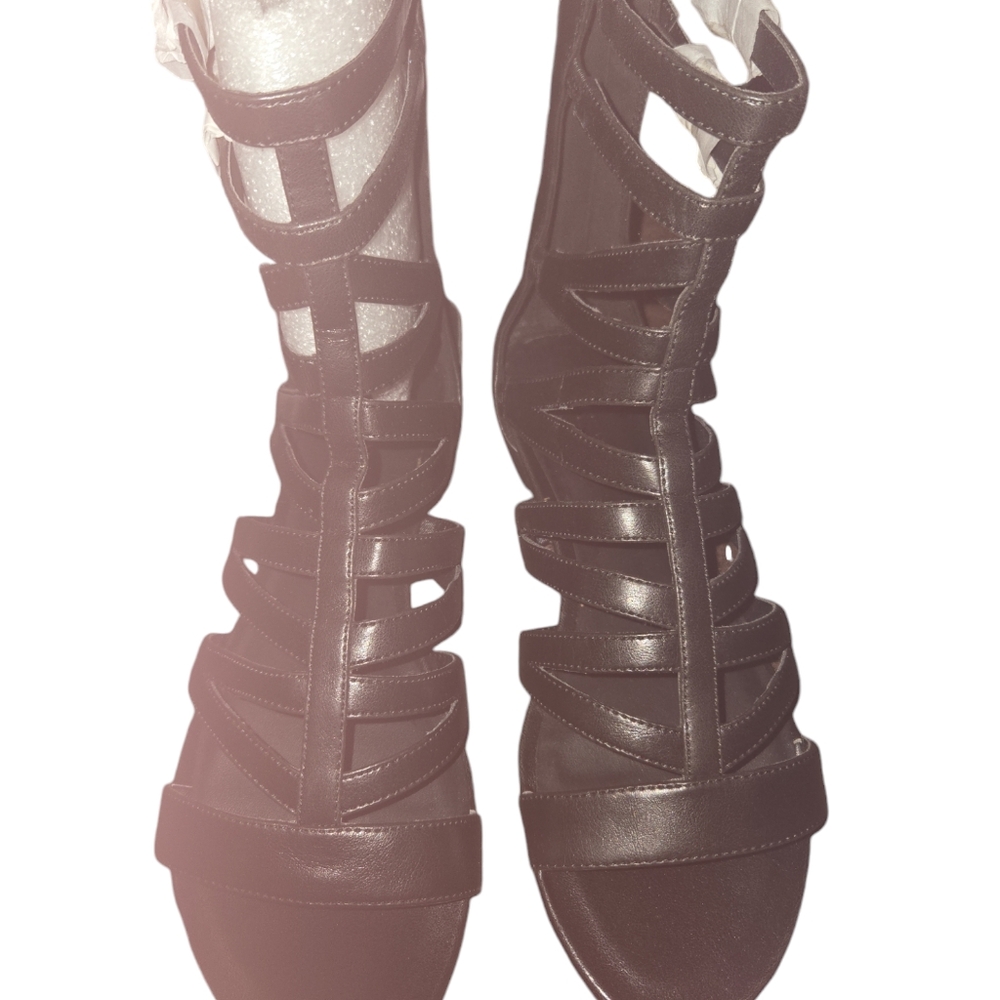 NINE WEST GLADIATOR SANDALS